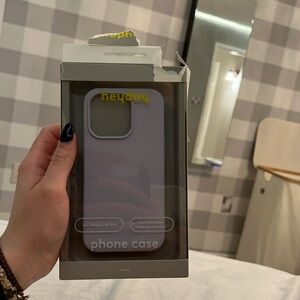 The perfect purple phone case IPHONE 14 PRO never used